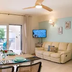 Dalia 2 Bedroom With Pool & Garden, Parking, Walk To Beach, Gated Complex Apartment *