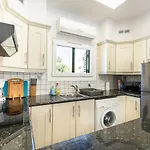 Dalia 2 Bedroom With Pool & Garden, Parking, Walk To Beach, Gated Complex Paphos