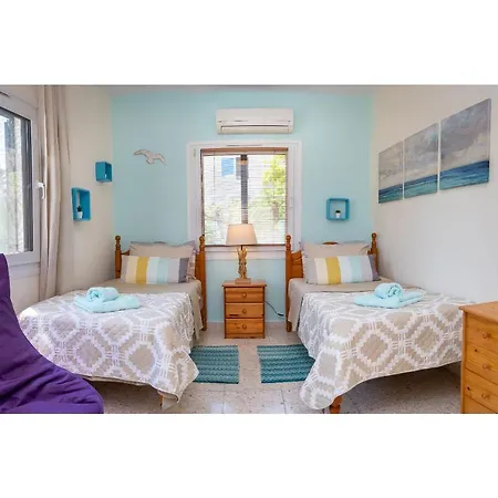Apartmán Dalia 2 Bedroom With Pool & Garden, Parking, Walk To Beach, Gated Complex *