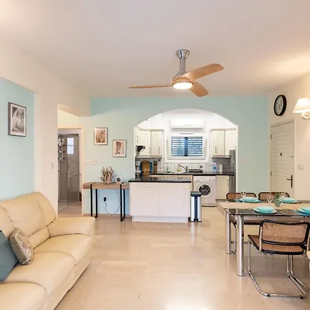 Dalia Seaside 2 Bedroom With Pool & Garden Paphos