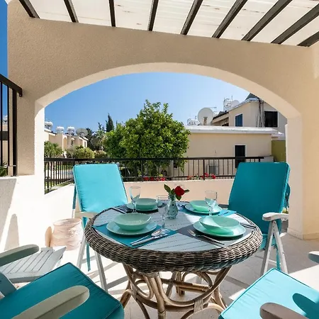 Dalia Seaside 2 Bedroom With Pool & Garden Apartament *