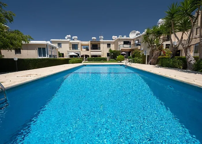 Dalia Seaside 2 Bedroom With Pool & Garden 아파트 *