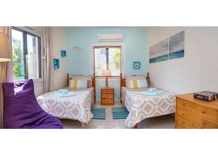 아파트 Dalia Seaside 2 Bedroom With Pool & Garden *