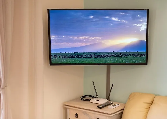 Dalia Seaside 2 Bedroom With Pool & Garden