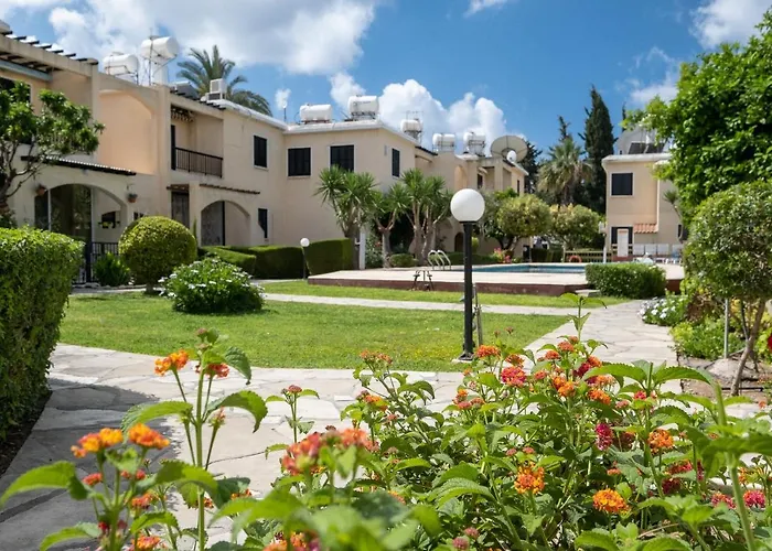 Dalia Seaside 2 Bedroom With Pool & Garden Paphos